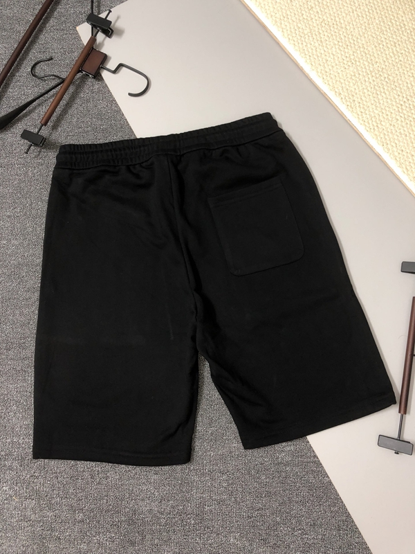 ブランドハーフパンツ角部分ディテール